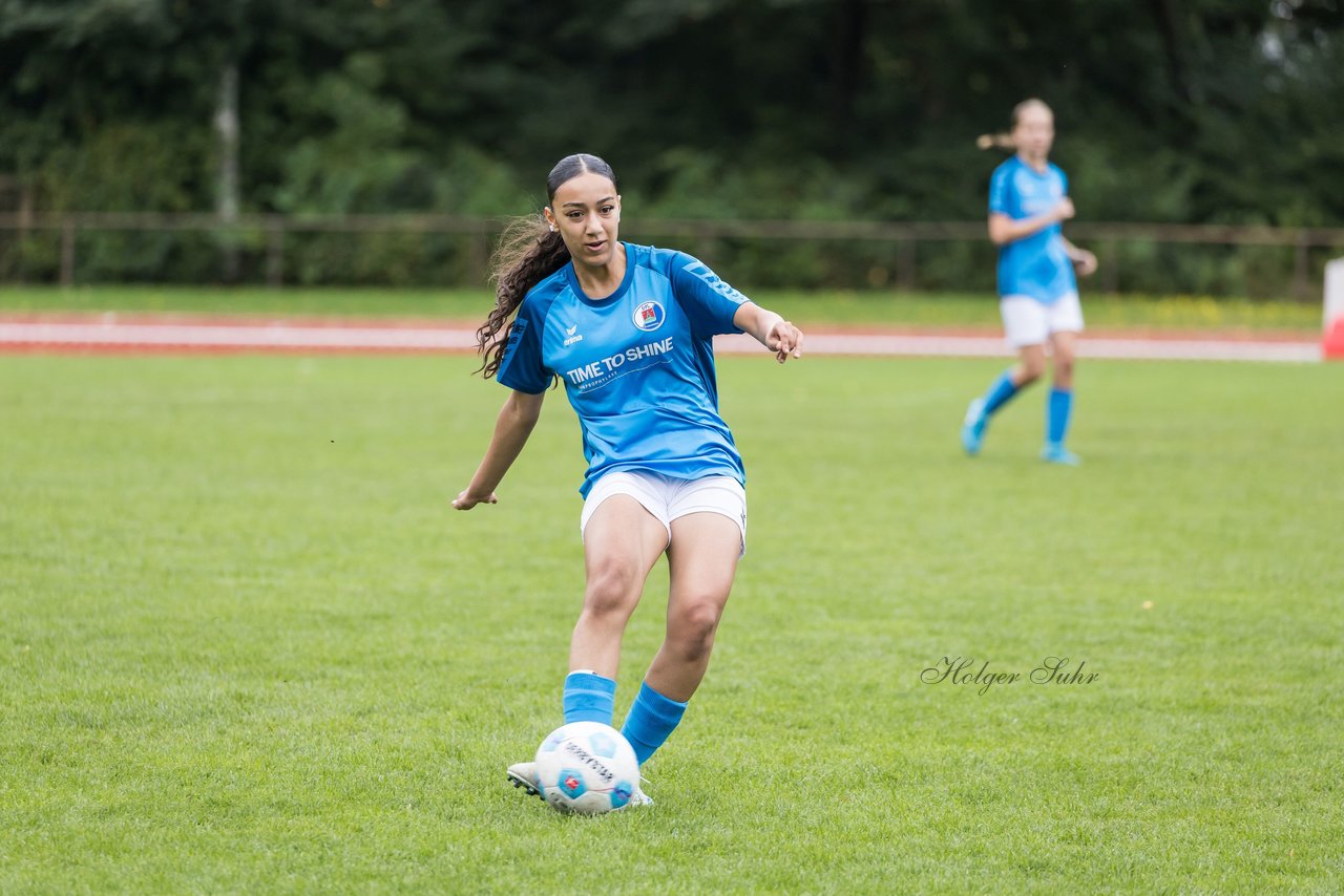 Bild 406 - wBJ VfL Pinneberg - Germania Schnelsen : Ergebnis: 15:1